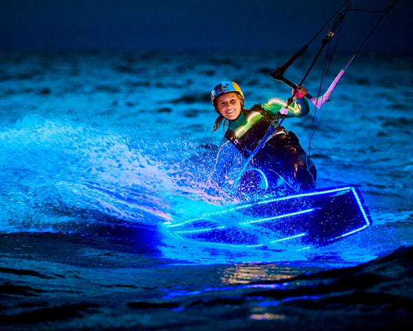 Therese Taabbel kiting through the night